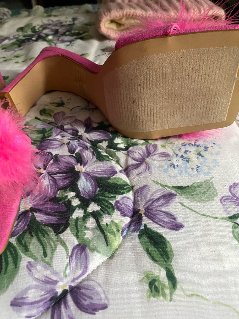 Lemon Neon Pink Feather Slide Heels - Picture 4 of 4